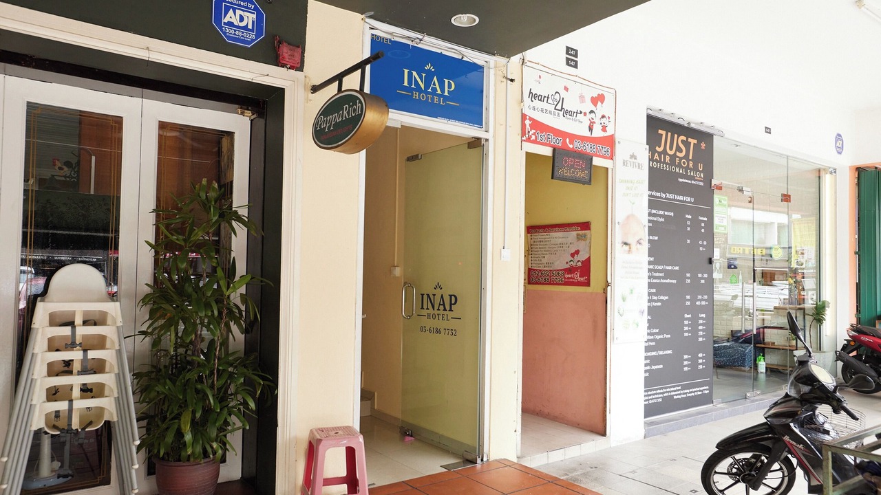 Photo of Patio Balcony in Batu Caves