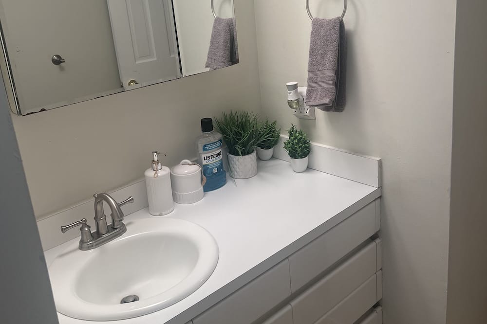 Photo of Bathroom in Silver Lane