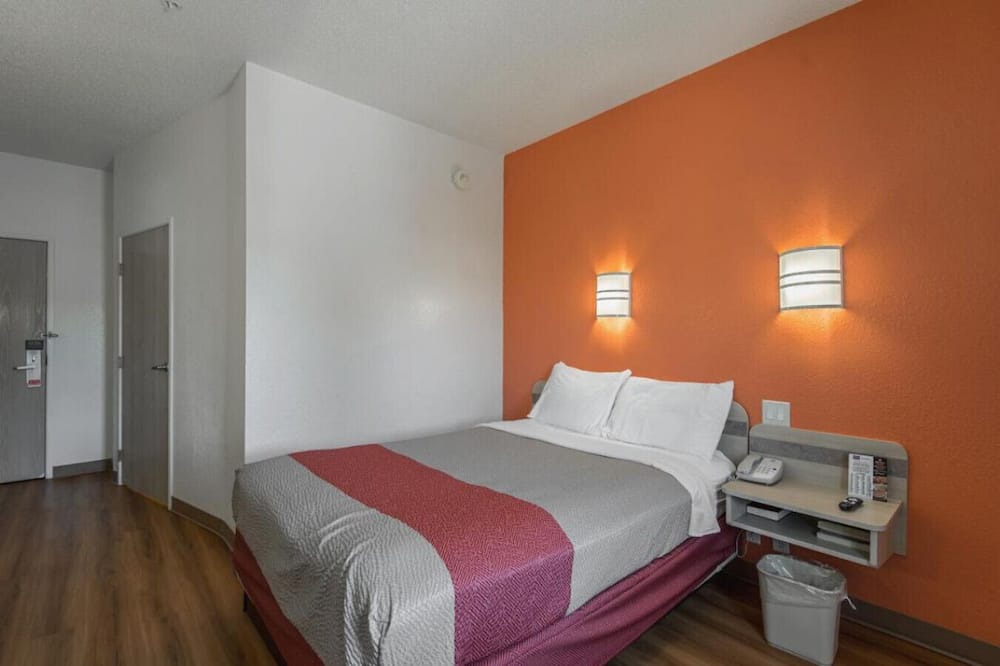 Photo of Bedroom in Junction City