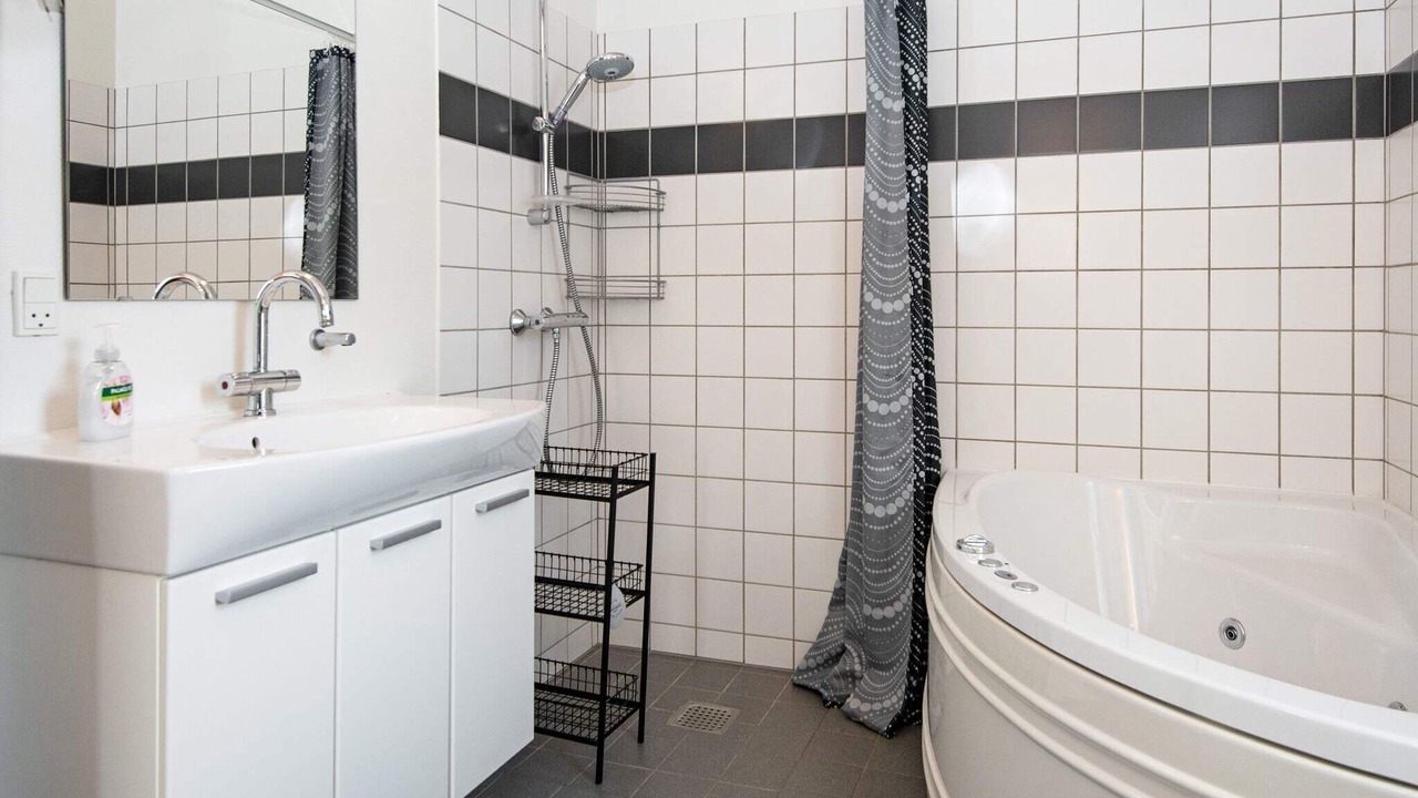 Photo of Bathroom in Vemb
