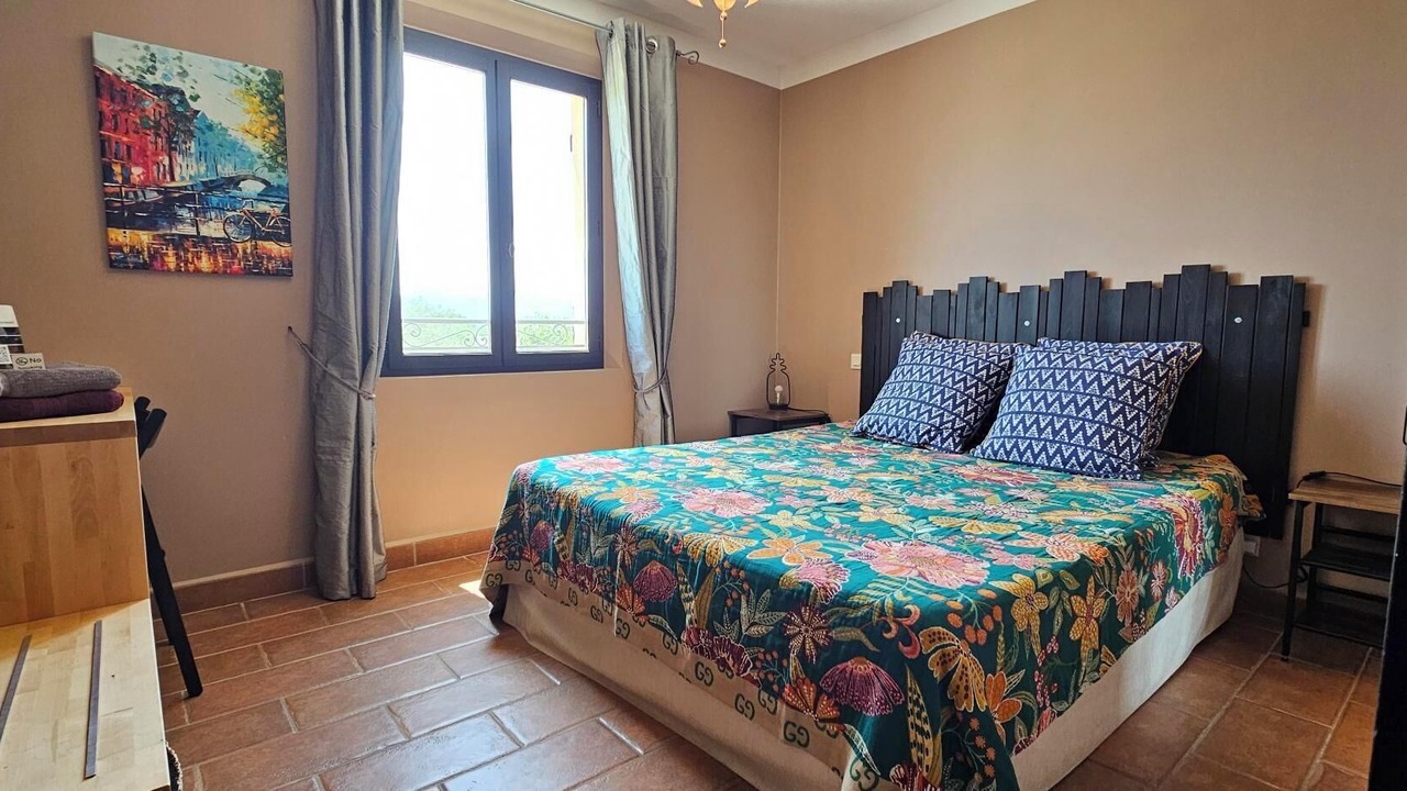 Photo of Others in Le Luc