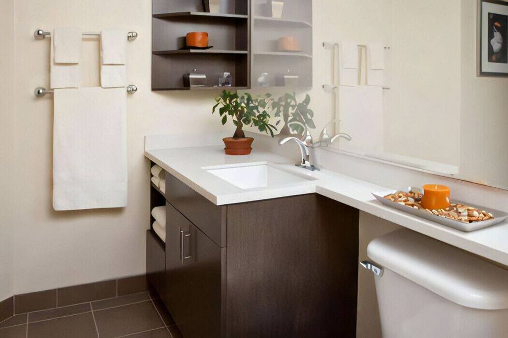 Photo of Bathroom in Earth City