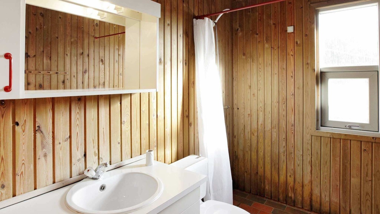 Photo of Bathroom in Fjand Badeby
