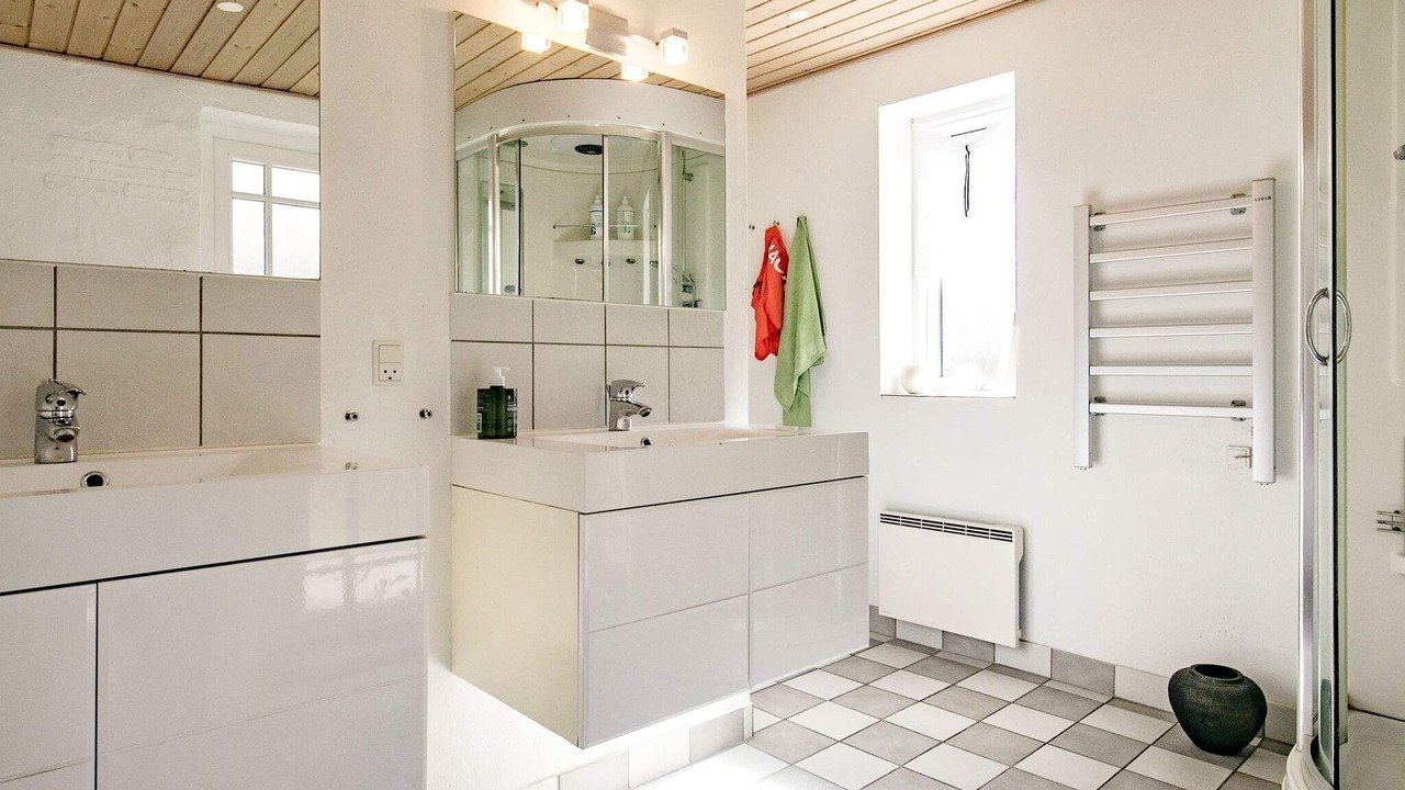 Photo of Bathroom in Thyholm