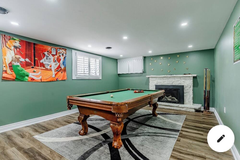 Photo of Bedroom in Glen Williams