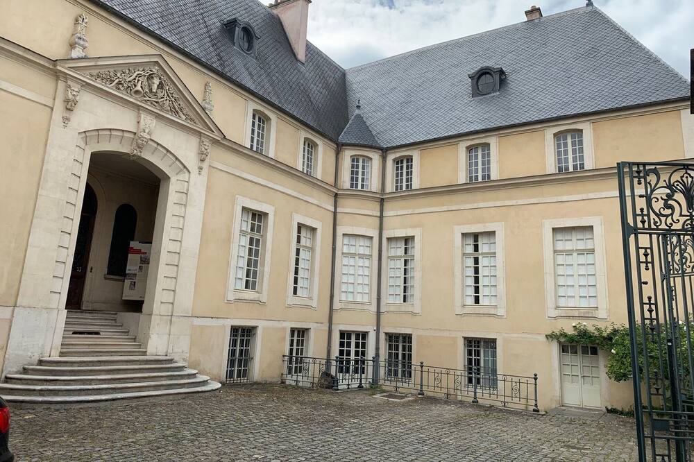 Photo of Outdoor in Saint Nicolas - Charles III - Ville vieille - Trois Maisons - Leopold