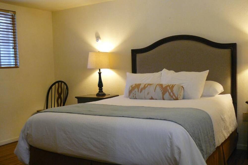 Photo of Bedroom in Tahoe Vista