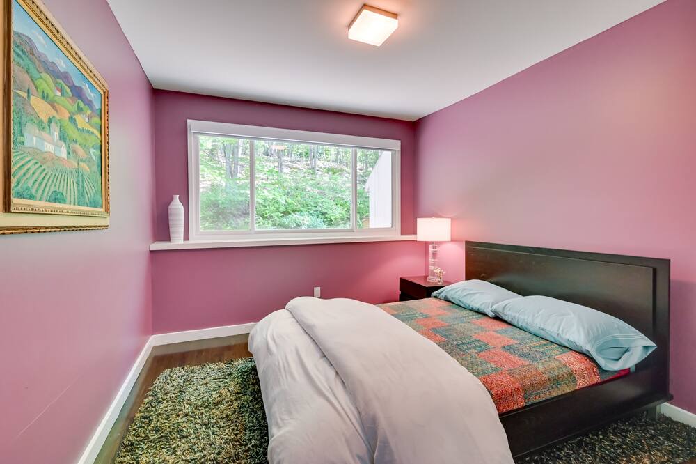 Photo of Others in Scotts Corners