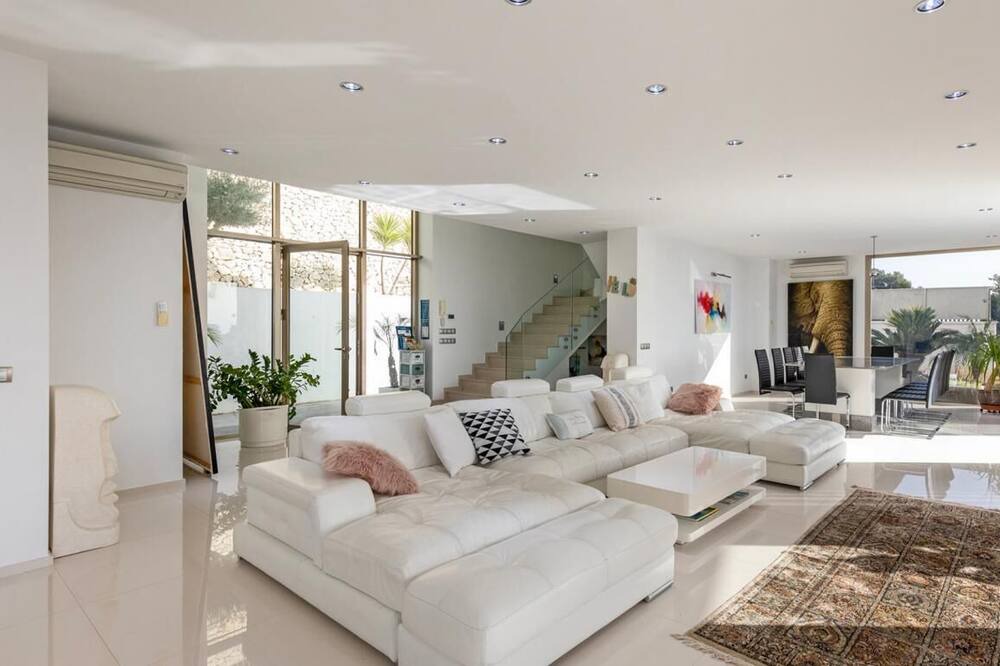 Photo of Livingroom in Benimeit