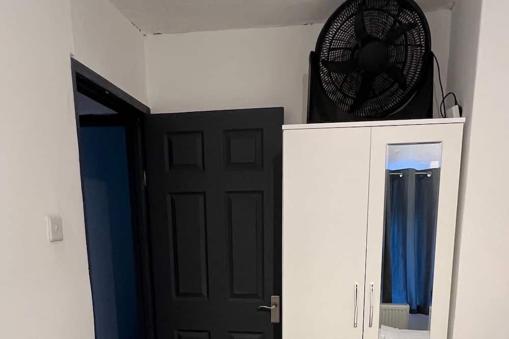 Photo of Bedroom in Barrow upon Trent