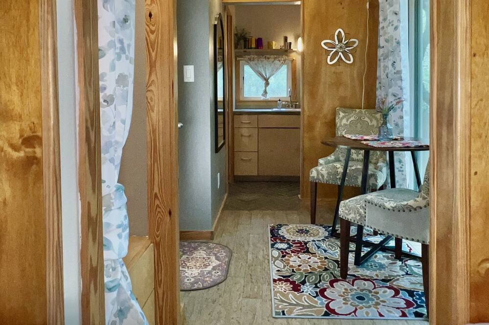 Photo of Bedroom in Cedar Creek