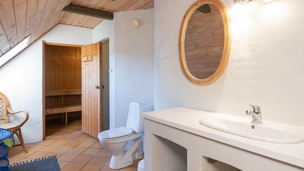 Photo of Bathroom in Trans