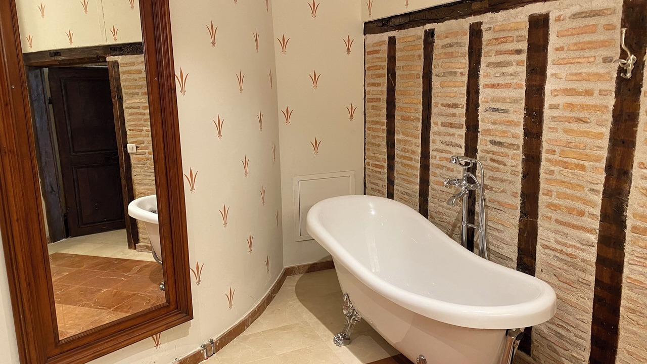 Photo of Bathroom in Saint-Chartier