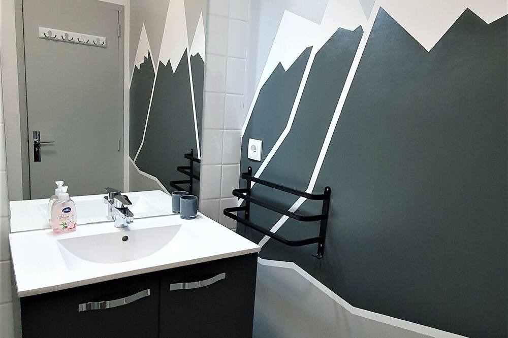 Photo of Bathroom in Gouaux-de-Larboust