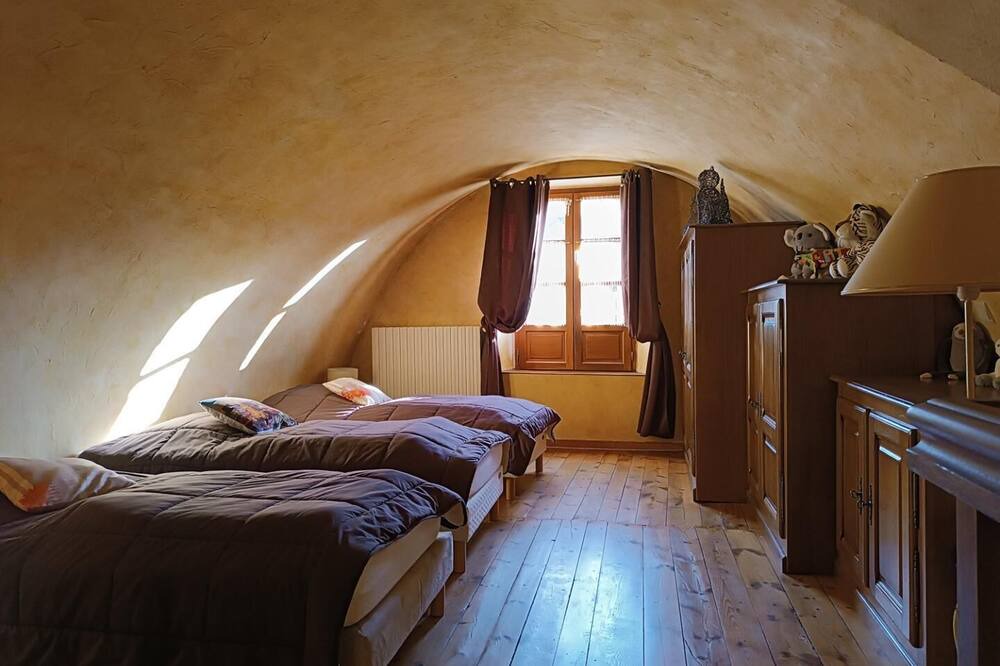 Photo of Bedroom in Saint-Rome-de-Dolan