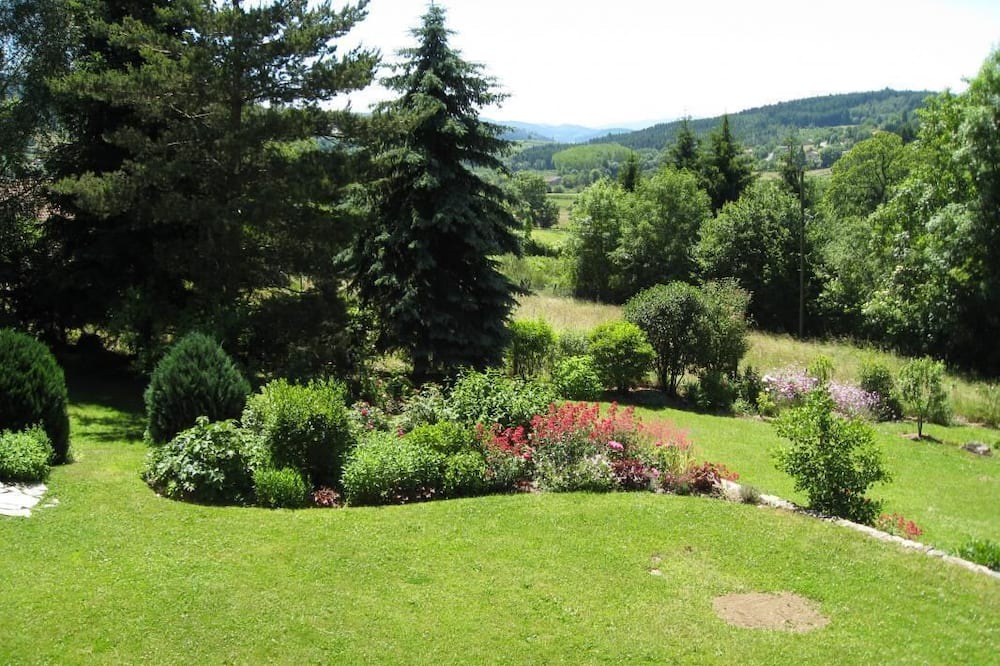 Photo of Others in Chenelette