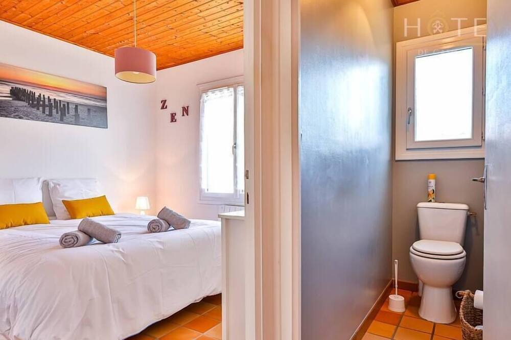 Photo of Bedroom in Longeville-sur-Mer