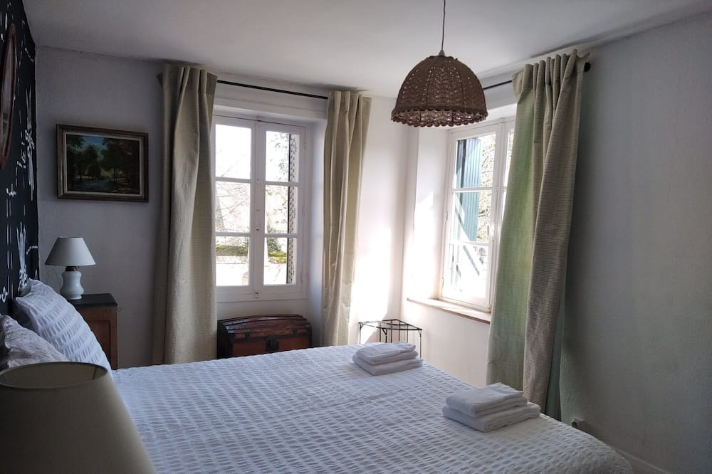 Photo of Bedroom in Ige