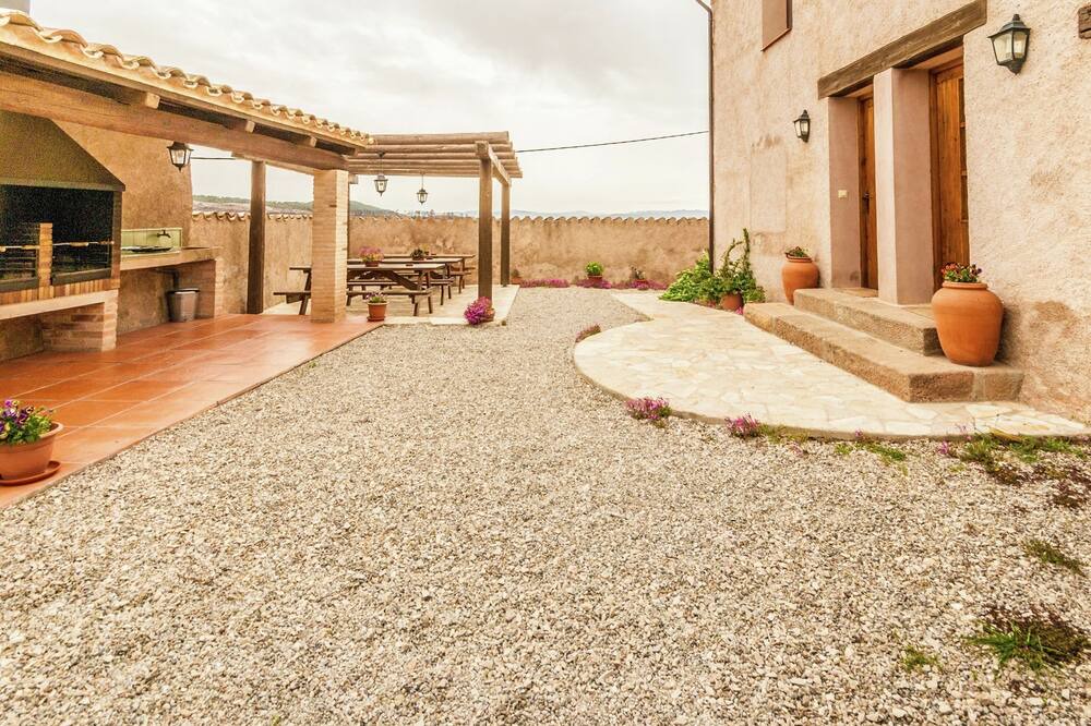 Photo of Outdoor in Maians