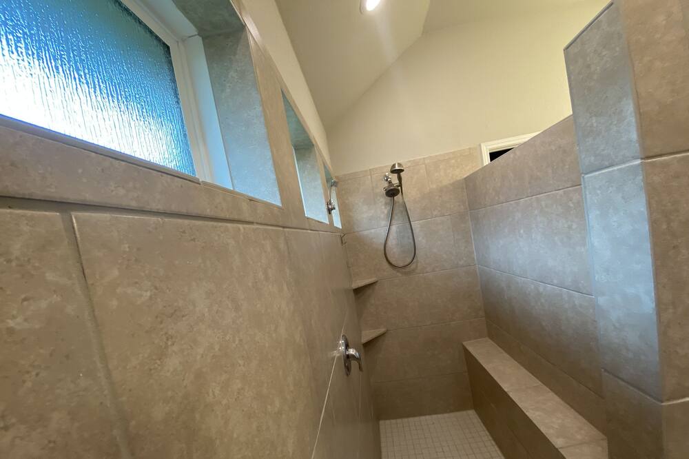 Photo of Bathroom in Bulverde