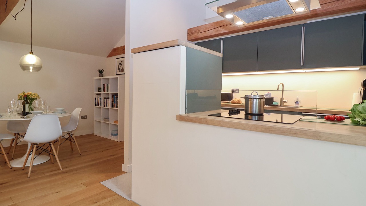 Photo of Others in Eye