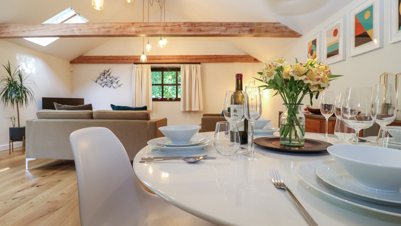 Photo of Others in Eye