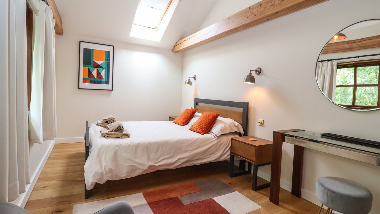 Photo of Others in Eye