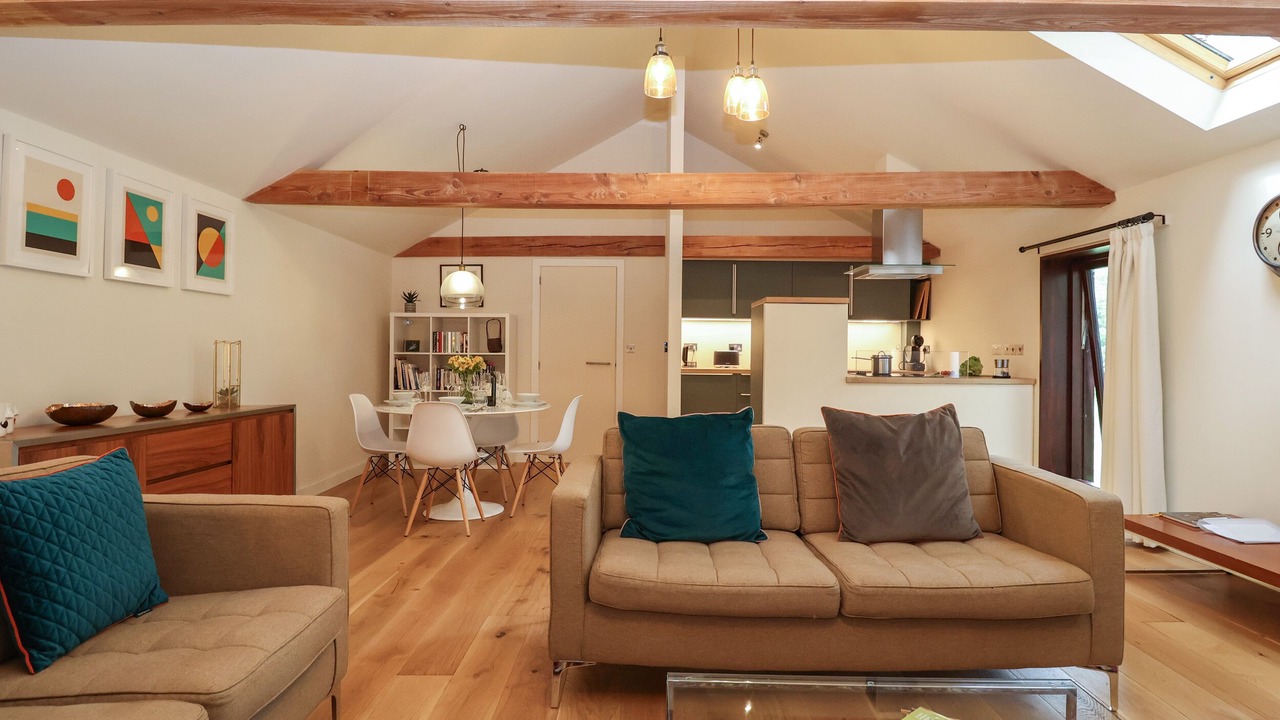 Photo of Others in Eye