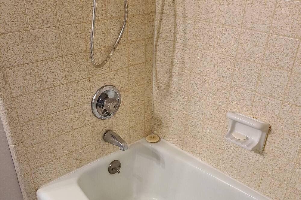 Photo of Bathroom in Lake Jackson