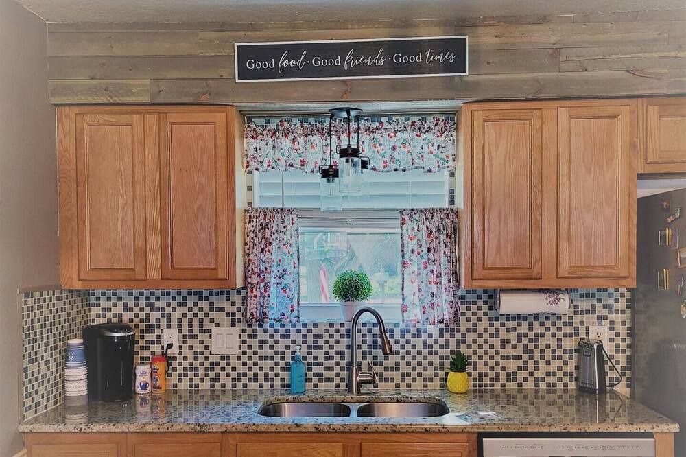 Photo of Kitchen in Lake Jackson