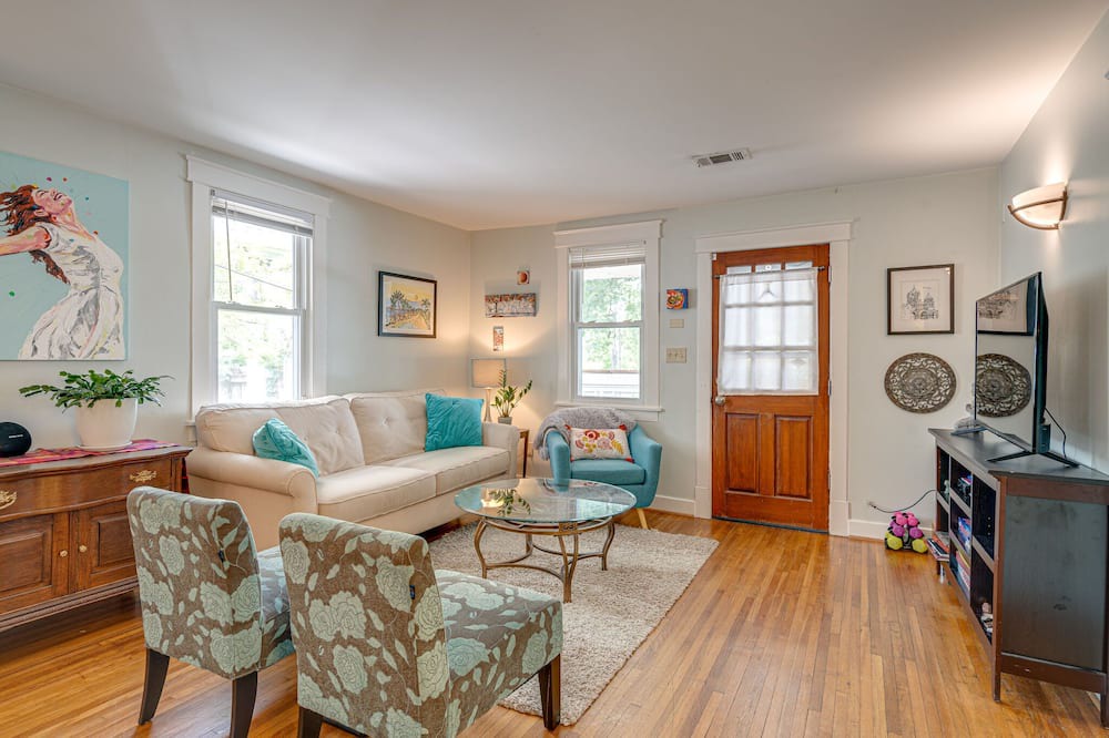 Photo of Livingroom in South Nashville