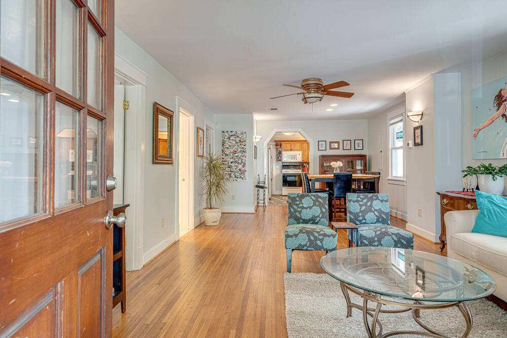 Photo of Livingroom in South Nashville