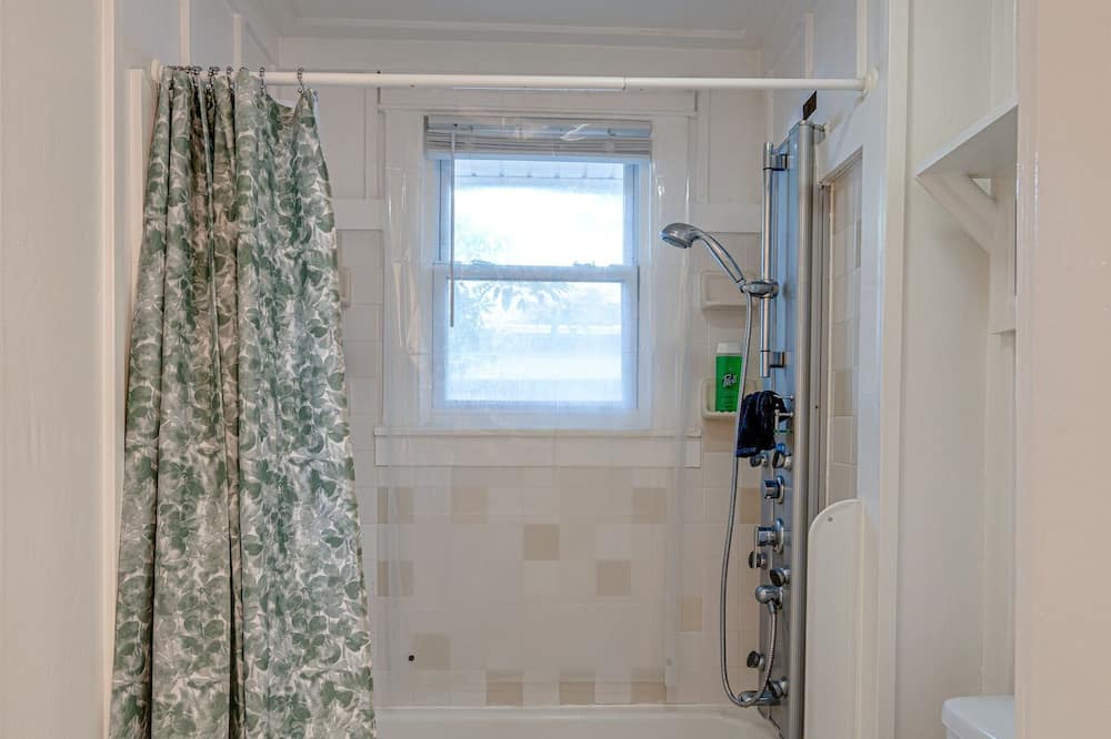 Photo of Bathroom in South Nashville