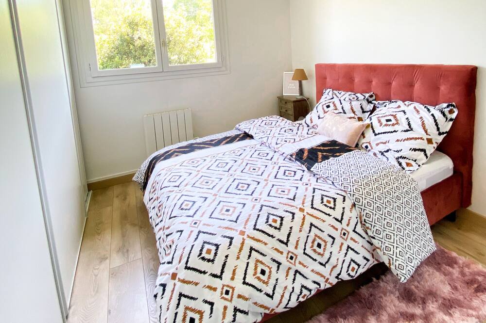 Photo of Bedroom in Gargenville