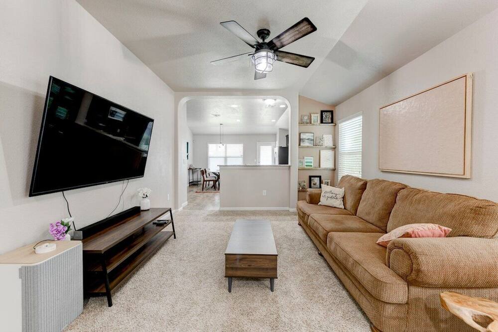 Photo of Livingroom in Manor