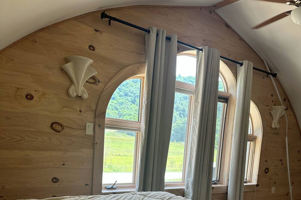 Photo of Bedroom in Viola