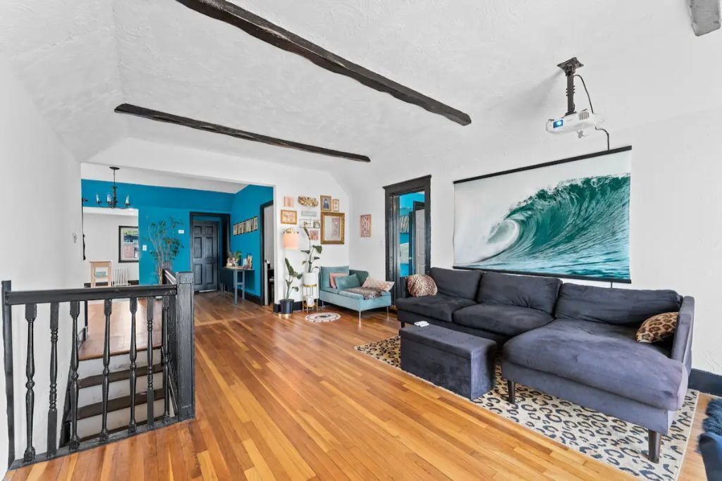 Photo of Livingroom in Winthrop