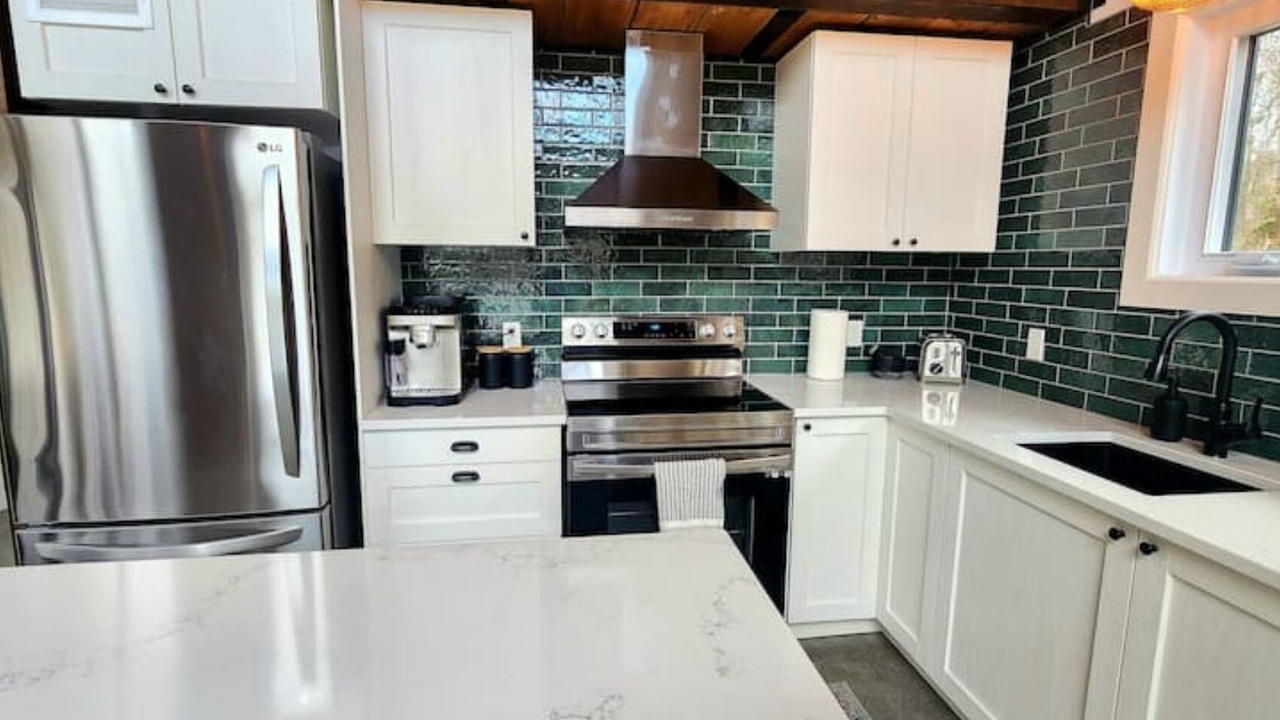 Photo of Kitchen in Lac-aux-Sables