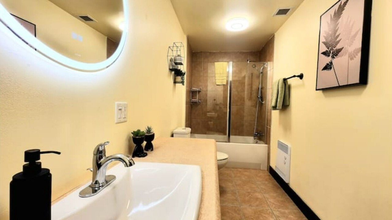 Photo of Bathroom in Chateau-Richer