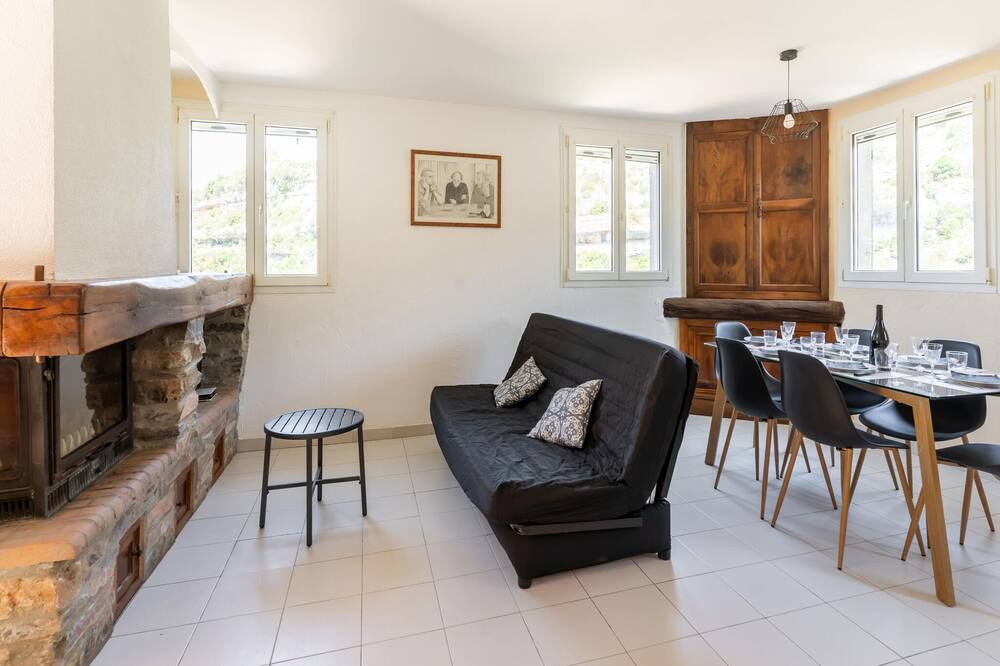 Photo of Livingroom in Minerve