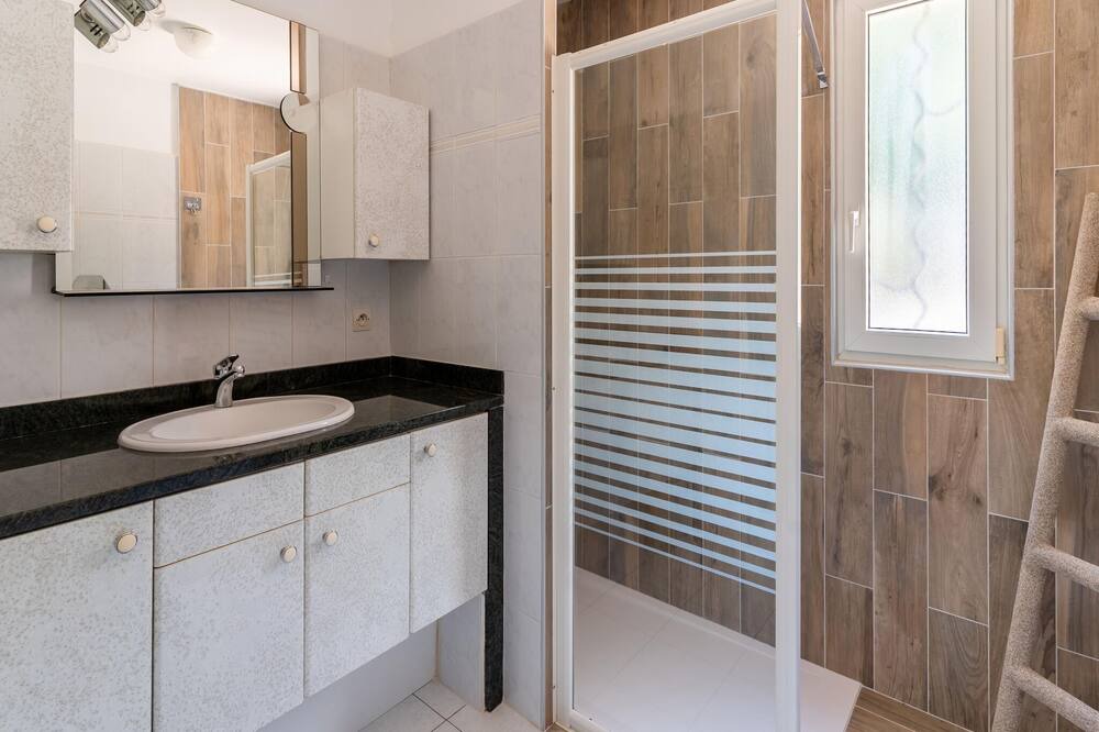 Photo of Bathroom in Minerve