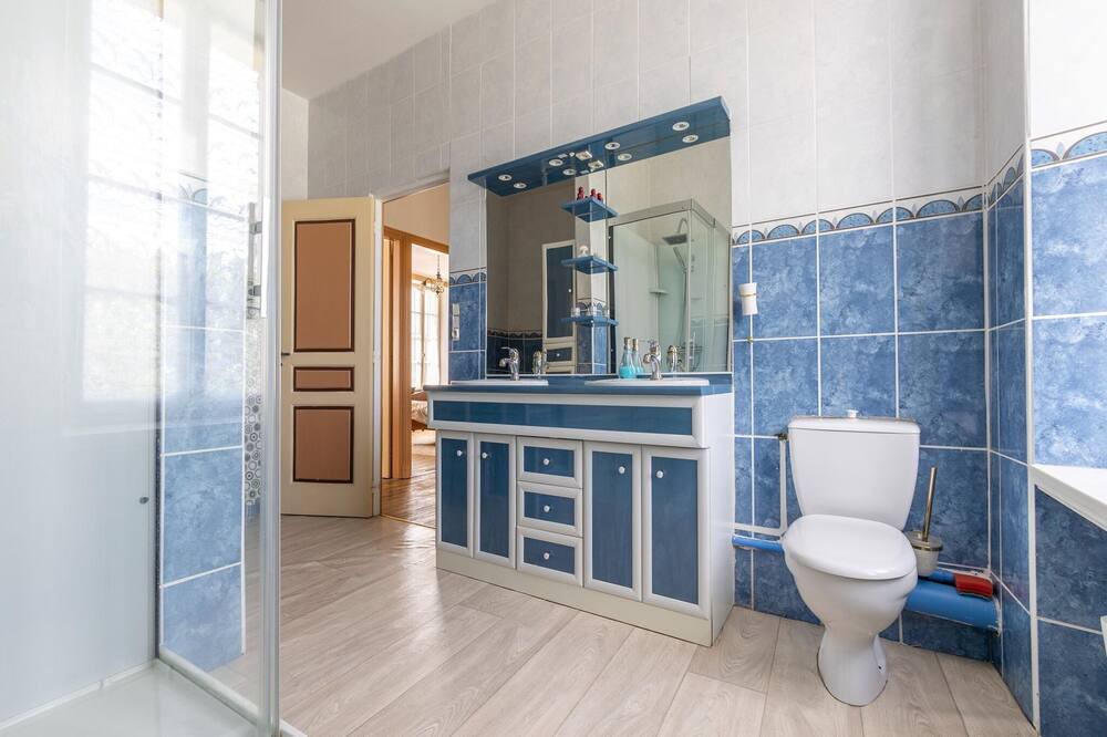 Photo of Bathroom in Hambye