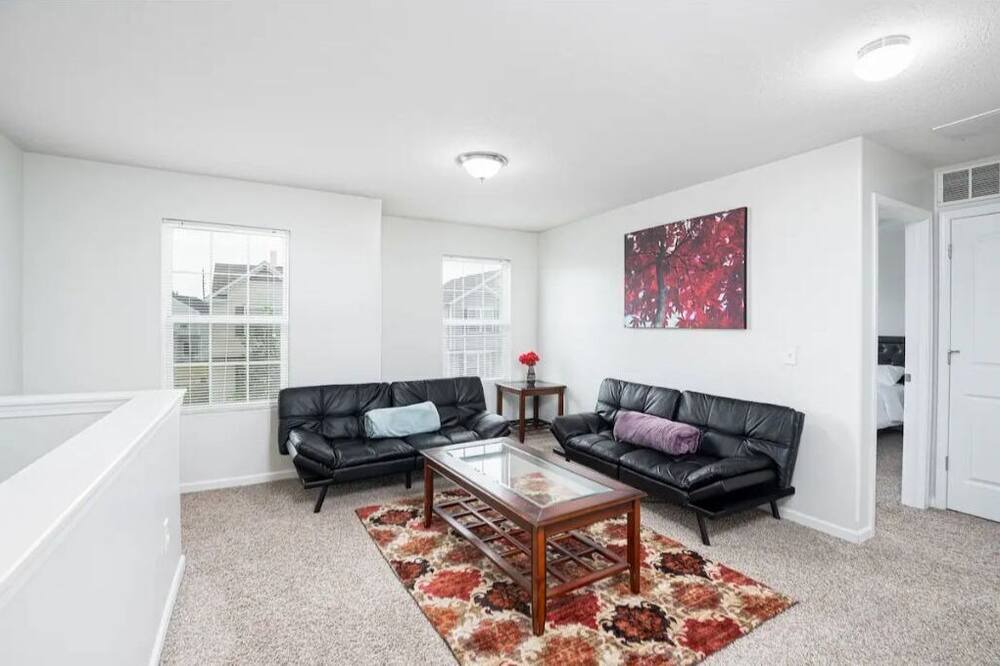 Photo of Livingroom in Columbus