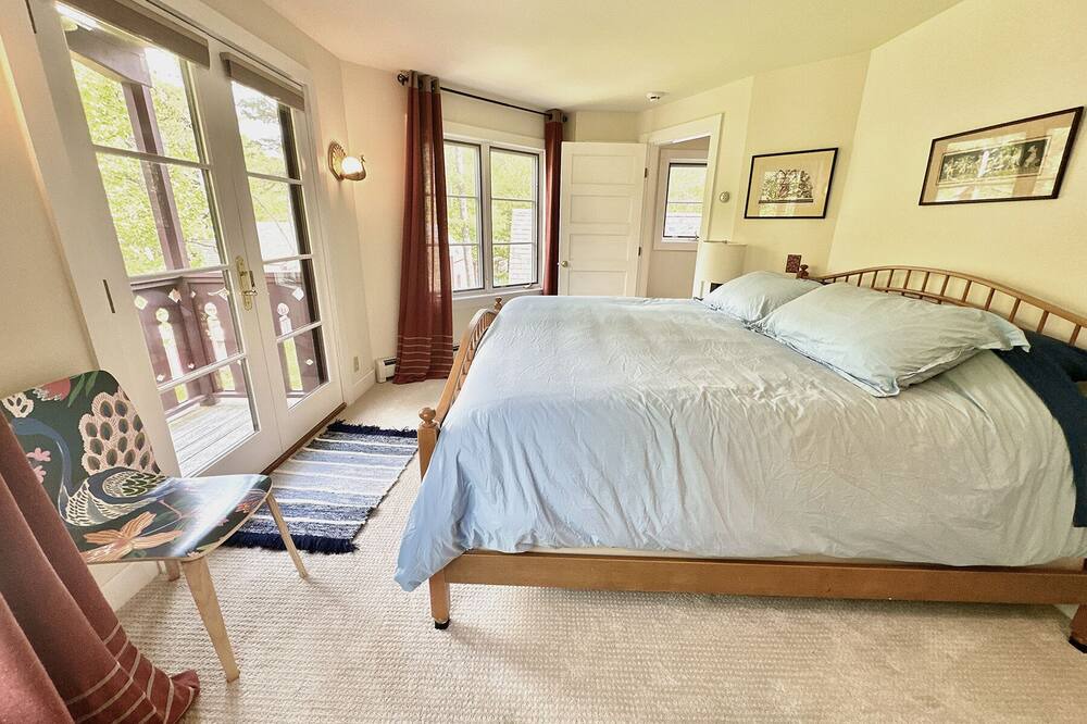 Photo of Bedroom in Hall Quarry