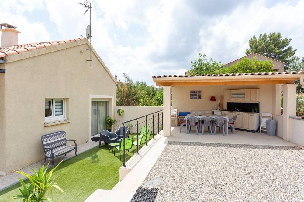 Photo of Patio Balcony in Roquebrun