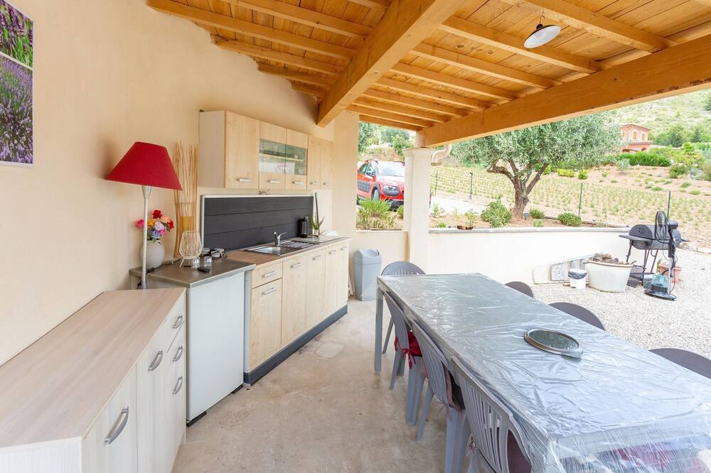 Photo of Patio Balcony in Roquebrun
