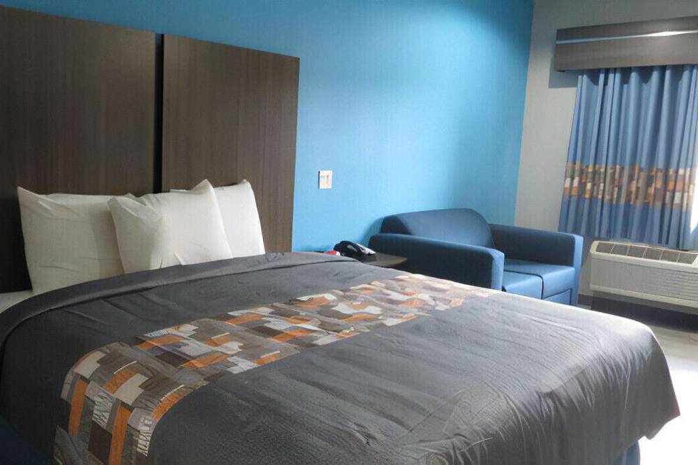 Photo of Bedroom in Willowbrook