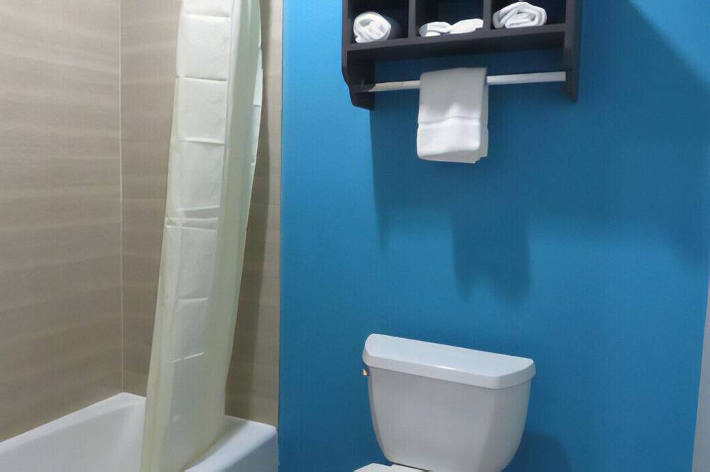 Photo of Bathroom in Willowbrook