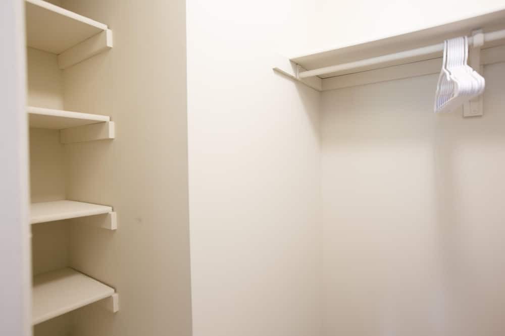 Photo of Others in Parkdale