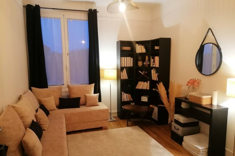 Photo of Livingroom in Epinay-sur-Orge